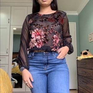 Floral lace mesh full sleeve top